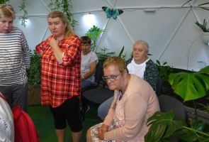 Mieszkanki w Motylarni.