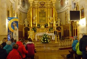 Eucharystia w Kościele w Hałcnowie.