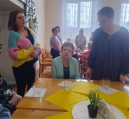 Wspólne odśpiewanie 100 lat 