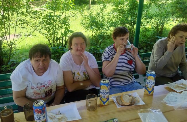 A do jajecznicy napoje a potem kawa